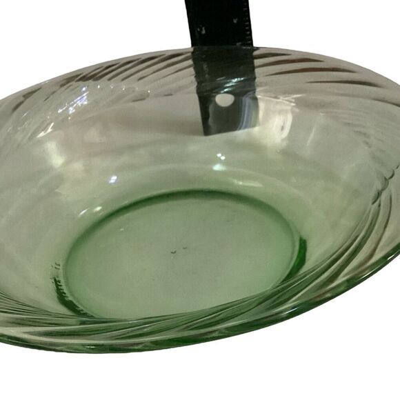 Vintage PYREX Festiva Spring Green Swirl Rim Glass Soup Cereal Bowl - Picture 5 of 6